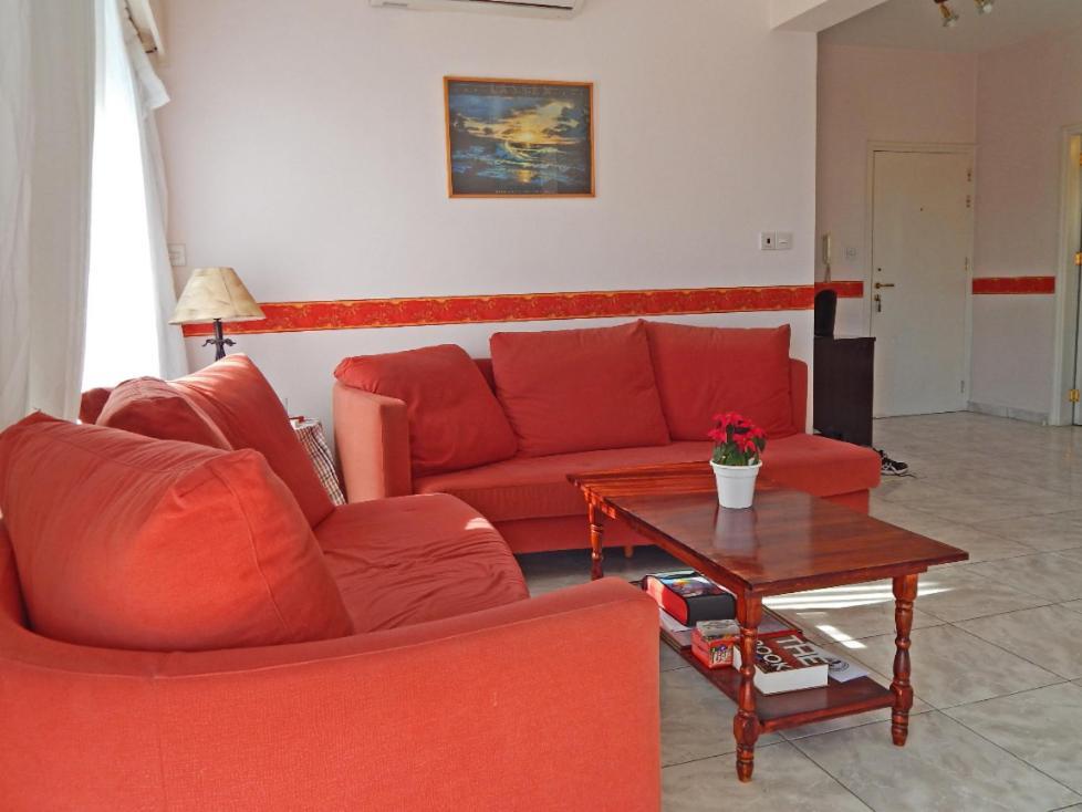 Homestay With Nice View In Comfortable Area Limassol Extérieur photo